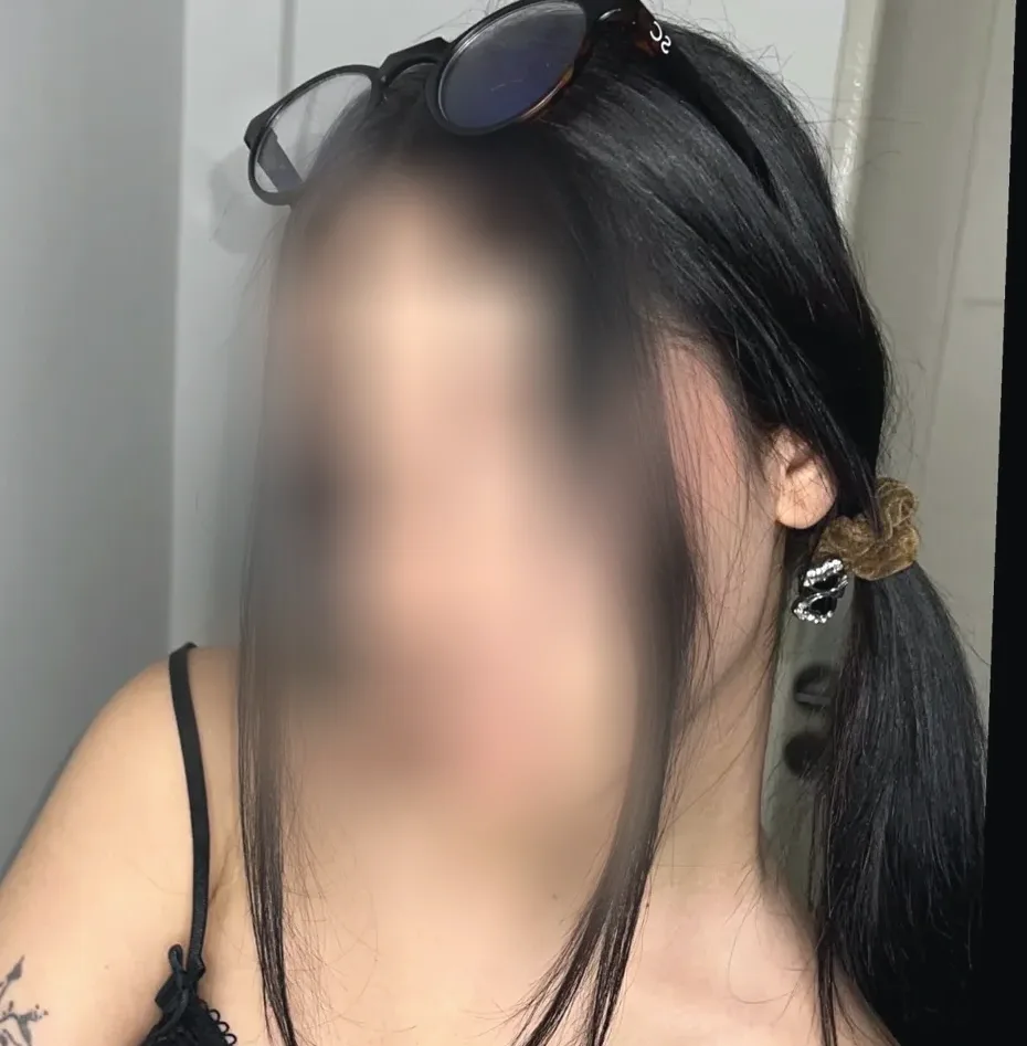 Jana, 22