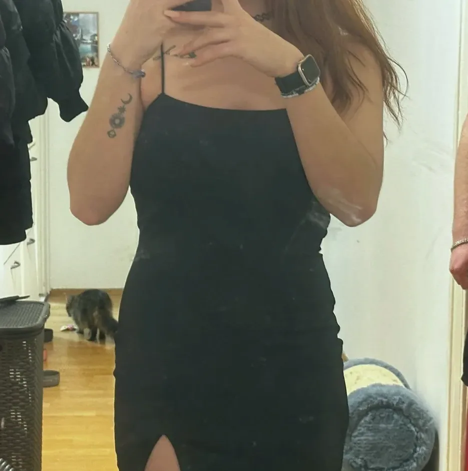 Julia, 24